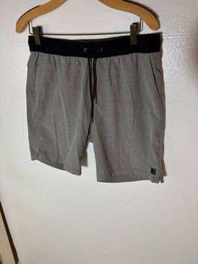 Men's Billabong Gray Drawstring Hybrid Shorts/Board Shorts Size M